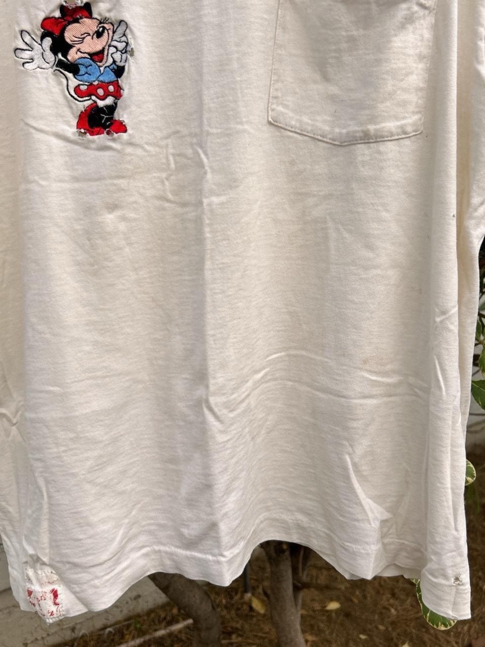 Vintage 90s Disney Mickey Minnie Mouse Embroidered Pocket T Shirt XL - Picture 4 of 8